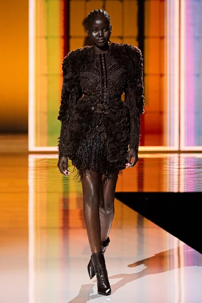 Look 57